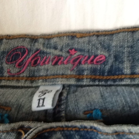 Younique Jeans - Picture 4 of 4